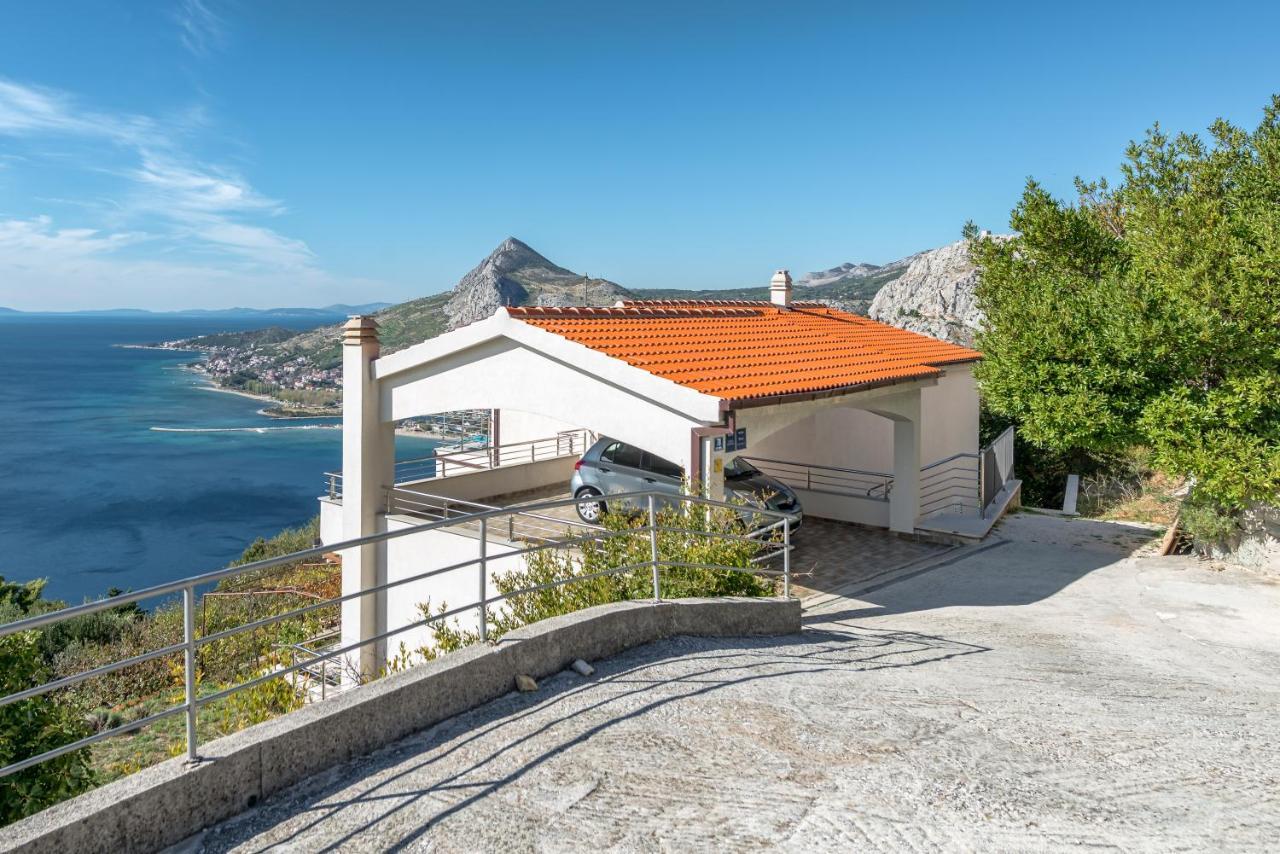 Pikolo Apartments Omis Tice Bagian luar foto