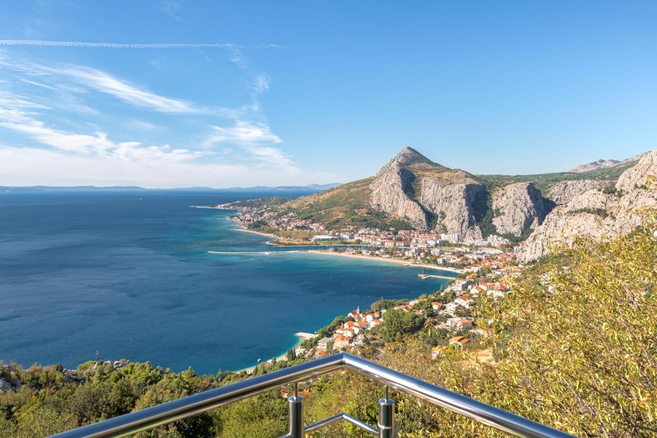 Pikolo Apartments Omis Tice Bagian luar foto