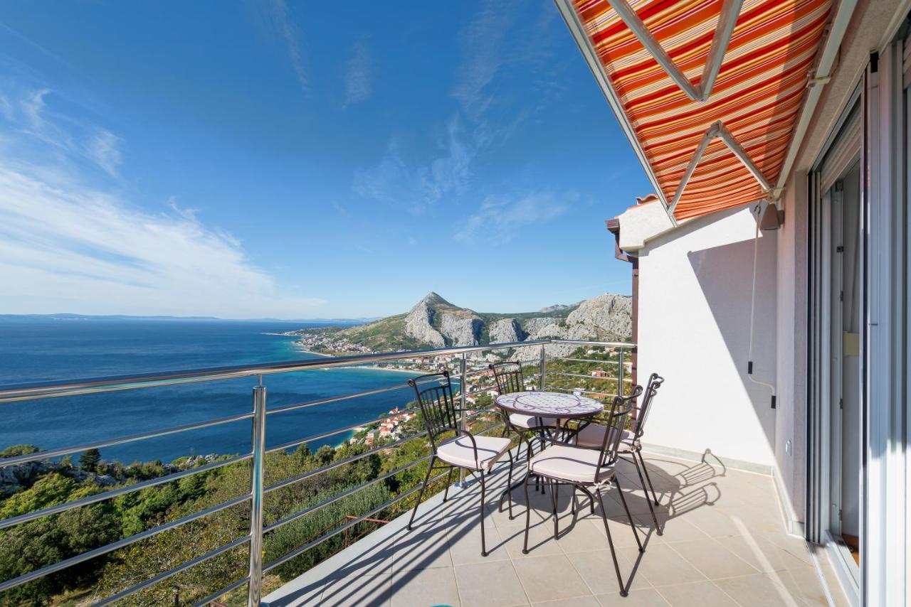 Pikolo Apartments Omis Tice Bagian luar foto