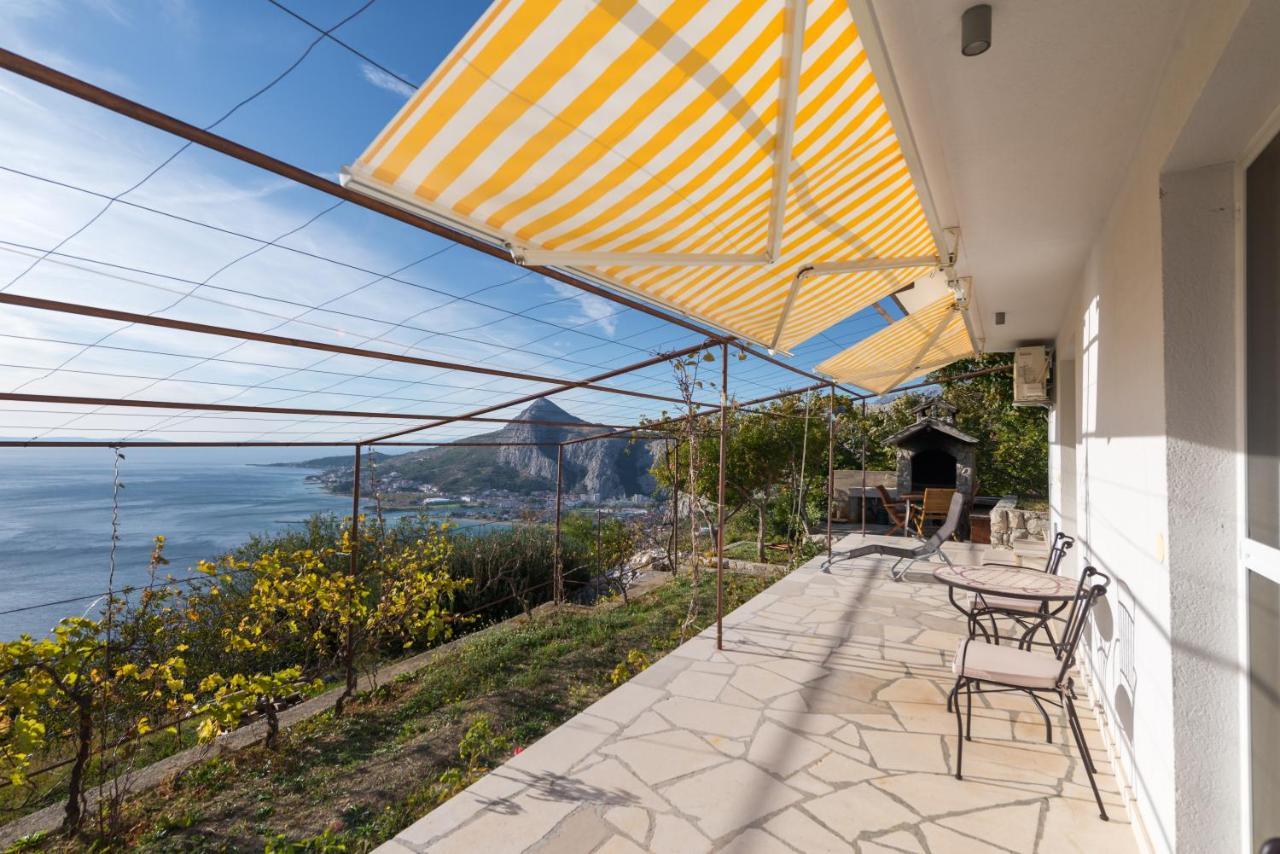 Pikolo Apartments Omis Tice Bagian luar foto