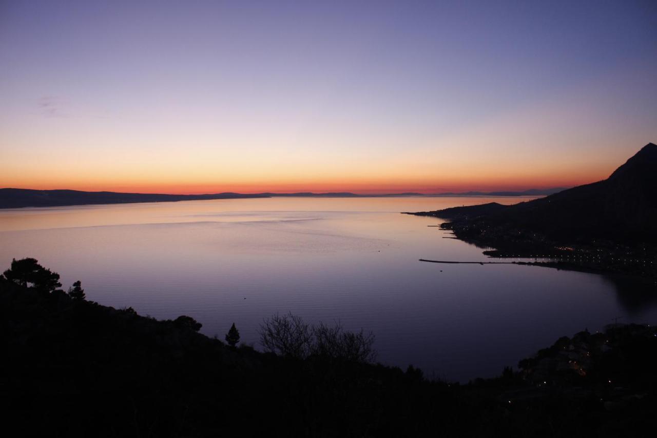 Pikolo Apartments Omis Tice Bagian luar foto